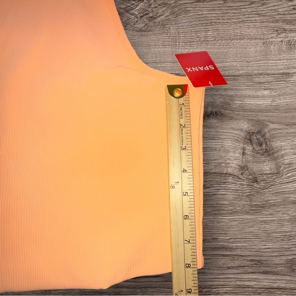 SPANX Contour Rib Mock Neck Crop Top Melon Sorbet Sleeveless NWT 2X - Picture 4 of 7